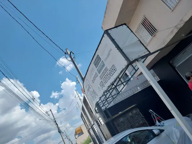 Placa estrutura metálica 