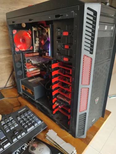 CPU gamer  i5 6500 com 16 gigas Ddr4 e placa de vídeo de 2 gigas GTX 650