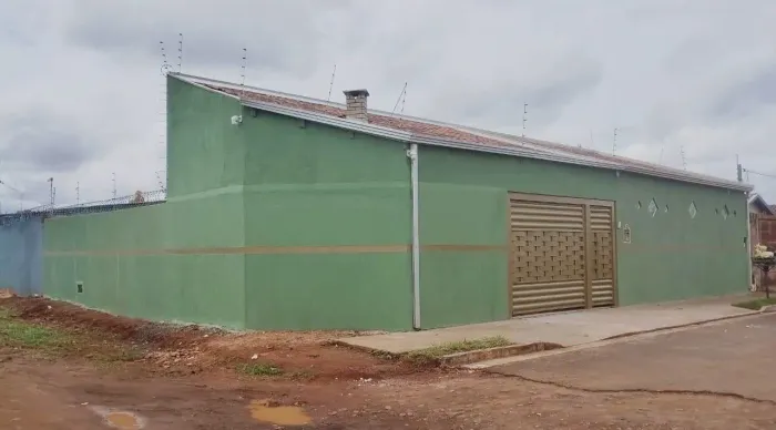 Casa de esquina na Vila Fernanda Imobiliária