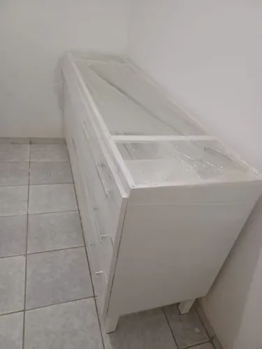 Armário balcão em alumínio