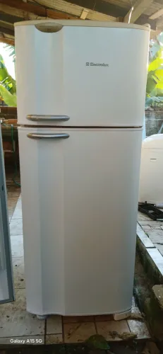 GELADEIRA ELETROLUX 450LITRO FUNCIONA PERFEITAMENTE