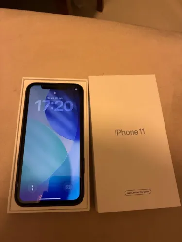 iPhone 11