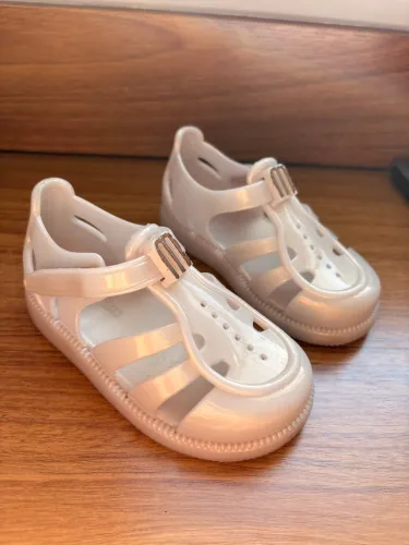 Melissa infantil
