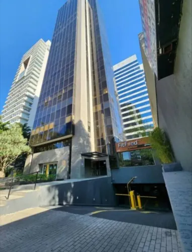 Sala comercial na Avenida Engenheiro Luiz Carlos Berrini, 1700 - Conjunto 131 158 m²