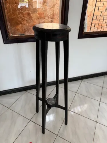 Mesa de madeira (cantoneira)