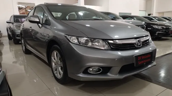 Honda Civic Sedan EXS 1.8/1.8 Flex 16V Aut. 4P 2013