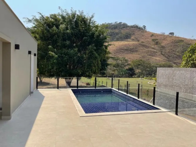 Casa com 3 quartos à venda por R$ 650.000 - Belmiro Braga - Belmiro Braga/MG