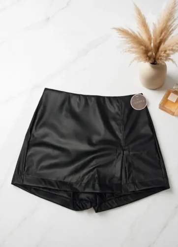 Short Saia Couro Ecológico 