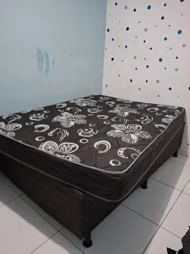 Cama box + colchão