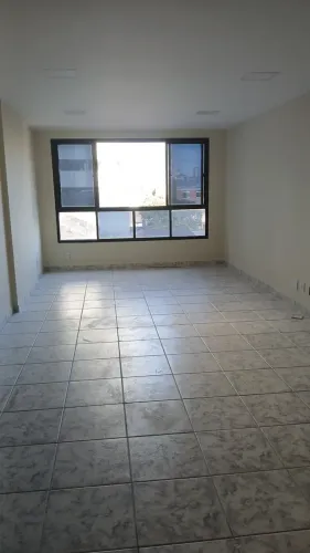 Imóvel para aluguel com 32 metros quadrados em Vila Isabel - Rio de Janeiro - RJ