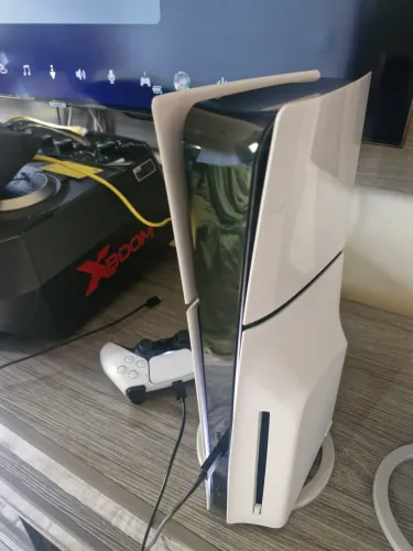 Ps5 slim 1 tera com leitor / pego seu game como parte pagamento