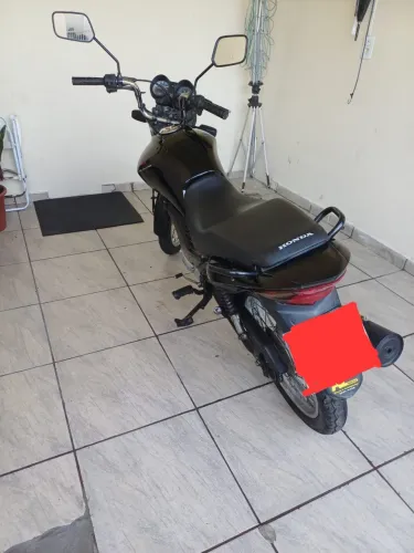 Vendo CG 150 2013, único dono.
