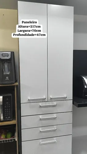 Armário Paneleiro 2 portas e 4 gavetas