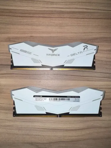 Memória Ram T-force Delta Rgb 32gb (2x16) Ddr5 5600mhz - (Usado)