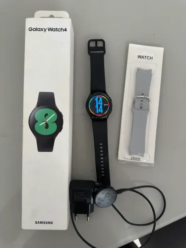 Samsung Galaxy Watch 4