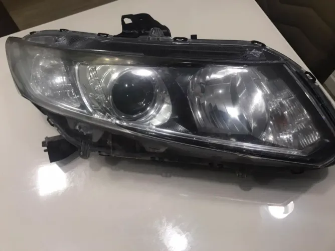 Farol dianteiro direito Civic G9 2012 à 2016