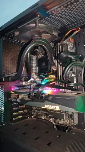 PC Gamer Ryzen 5 32GB RTX 2 SSD
