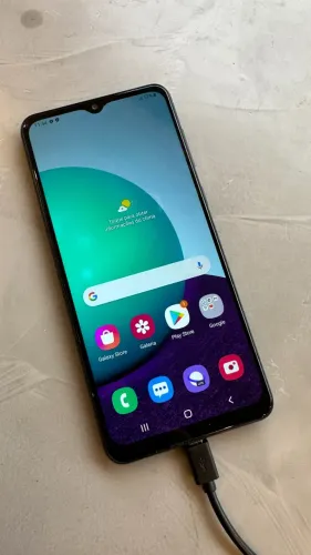 Samsung Galaxy A02 32GB Preto - Tela de 6.5" e Bateria de 5000mAh (Excelente Estado)