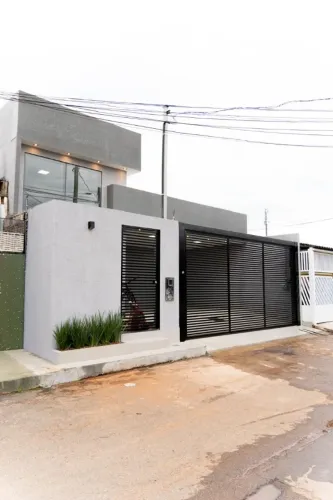 Vendo casa de 3 quartos toda reformada no P Sul