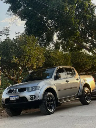 Mitsubishi L200 Triton HPE 3.2 CD TB Int.diesel AUT 2013