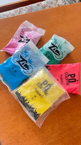 Pó colorido para festa
