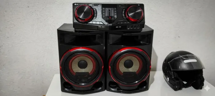 10x sem juros Som LG CJ87 1800 RMS