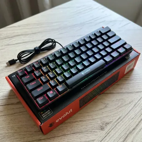 Teclado Gamer Compacto 60% Branco com LED RGB Semi-Mecânico
