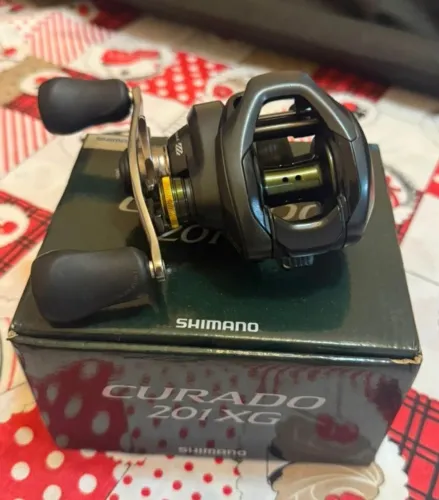 Carretilha Shimano Curado K201 XG