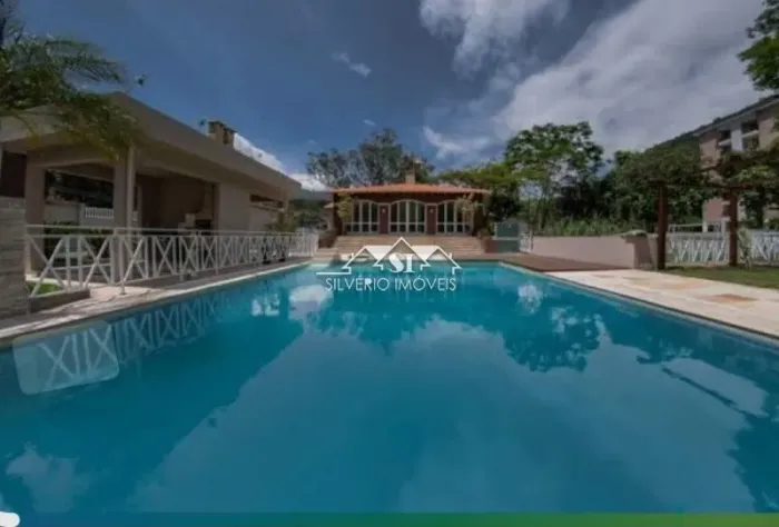 Apartamento- Petrópolis, Corrêas