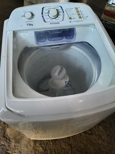 Vendo Máquina de lavar 13kg