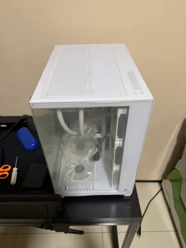 GABINETE COM 7 FANS + OUTRAS PEÇAS BRANCAS 