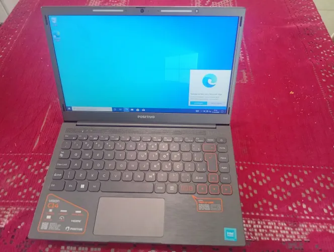Notebook semi novo