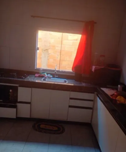 Vendo casa em senador Canedo