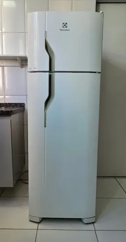 Geladeira Electrolux - DC35A 260L - Cycle Defrost Super Freezer Duplex Branca 
