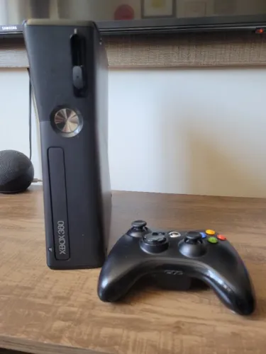 Xbox 360 Slim Desbloqueado + Pendrive 128GB + Controle Original