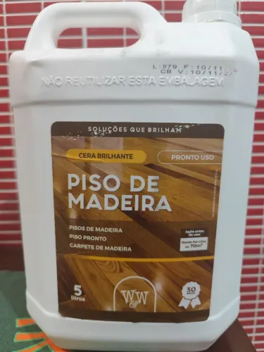 Cera liguida brilhante, Piso de madeira, Carpete de madeira