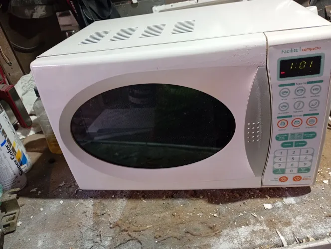 Microondas lindo Consul 20 litros 