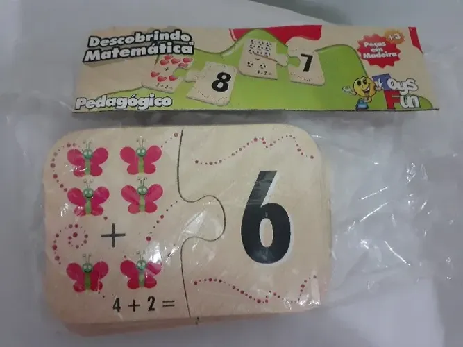 BRINQUEDO PEDAGÓGICO. DESCOBRINDO MATEMÁTICA.