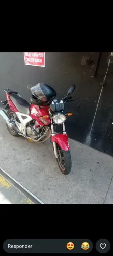 Estou vendendo uma moto excelente condições