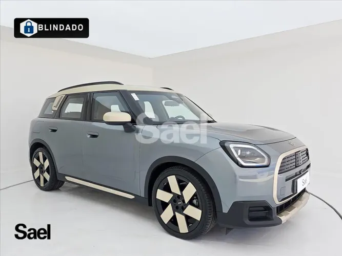 Mini Cooper Country. SE All4 TOP (elétrico) 2025