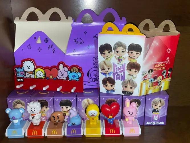 Coleção completa TINYTAN e BT21 McDonald's Mc Lanche Feliz com porta-chaves TODOS NOVOS