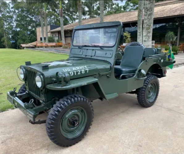 Willys Overland Jeep 2.6 12V Gasolina 2P 1950