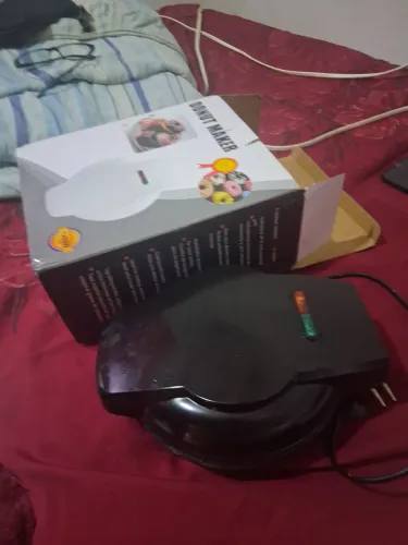 Mini máquina de donuts seminova 120 reais
