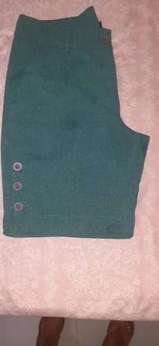 Bermuda em Linho Verde-Blends Tamanho 46 - Nunca Usada! (Estilo Alfaiataria)