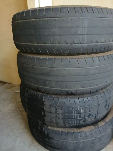 VENDO 4 PNEUS