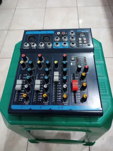 Mesa de som Oneal Professional Digital Mixer