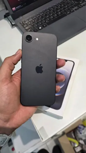 iPhone 16e 256 gb
