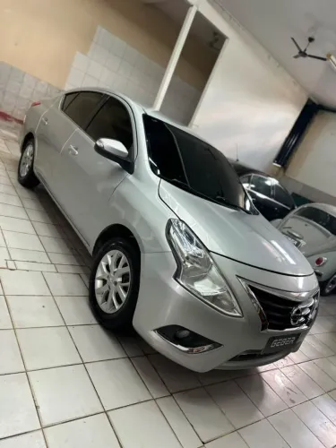 Nissan Versa SL 1.6 16V Flexstart 4P Mec. 2016
