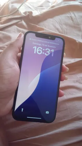 iPhone 12 64gb usado