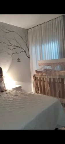 Berço e guarda roupa infantil 